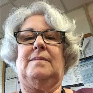 Meet your Posher, Peggy